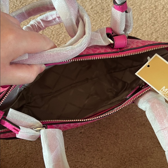 Michael Kors Sullivan Small Logo Top-Zip Tote Bag - Picture 6 of 10